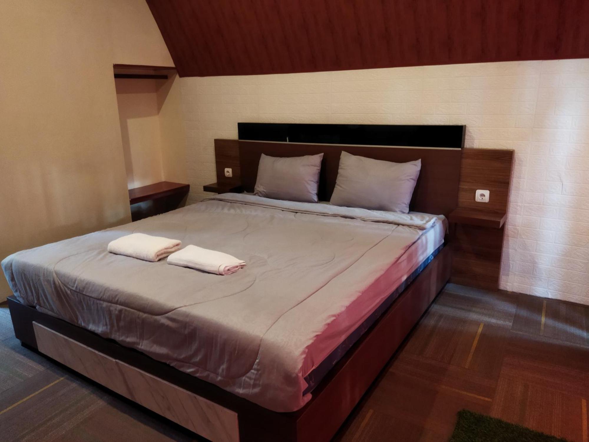 Pijar Resort Powered By Cocotel Kudus 客房 照片
